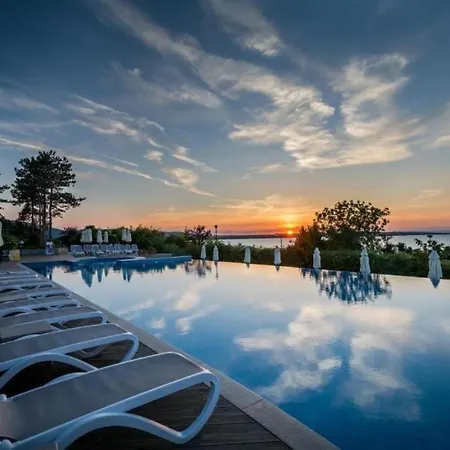 Santa Marina - Penthouse With Amazing Sea View